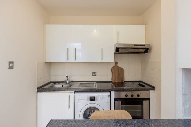 2/13, Wheatfield Terrace, Edinburgh photo 4