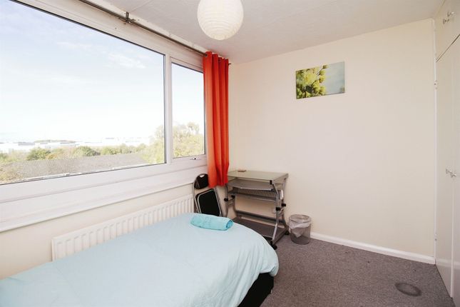 Flat for sale in Rowood Drive, Solihull