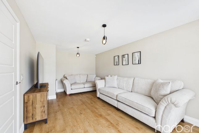 48 Oykel Crescent, Robroyston, City of Glasgow photo 3