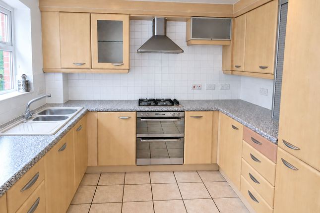 3 Trinity House Shepherds Spring Lane, Andover photo 3
