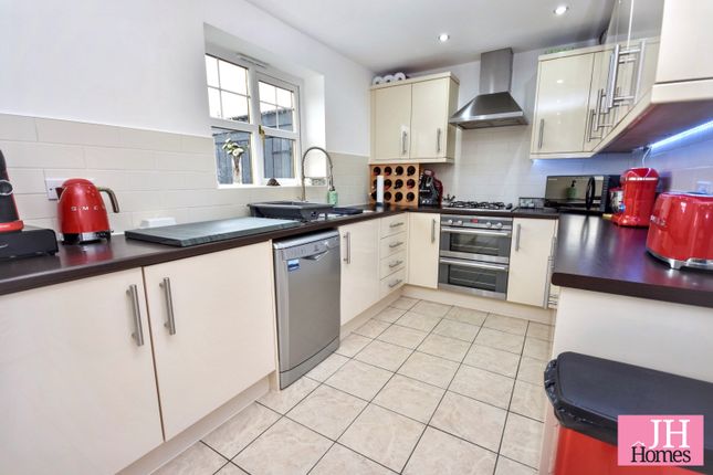 22, Hadleigh Drive, Barrow-in-Furness photo 4