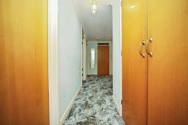 Flat 15, Uvedale Court, Coddenham Road, Ipswich photo 4