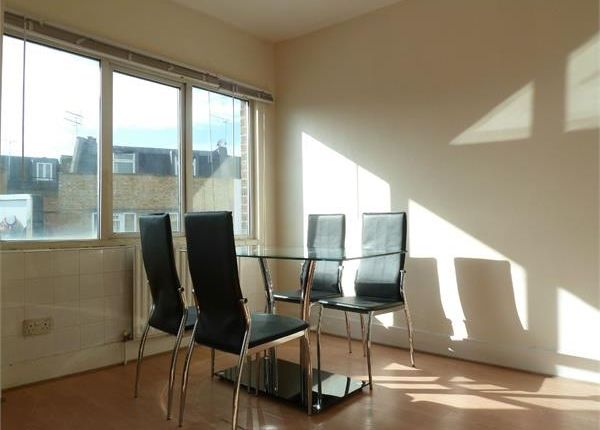 Second Floor Flat 181-183, Battersea High Street, Battersea photo 3