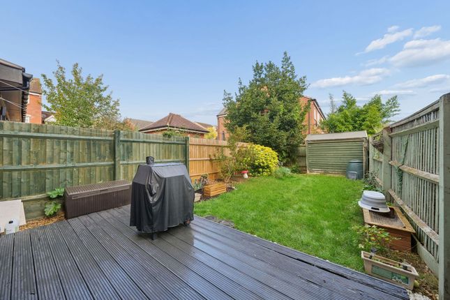 45 Cranesbill Drive, Bicester photo 2