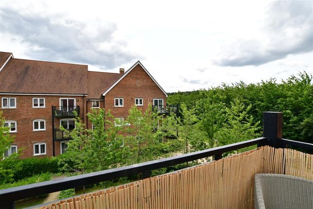 Thumbnail Flat for sale in Millpond Lane, Faygate, Horsham, West Sussex