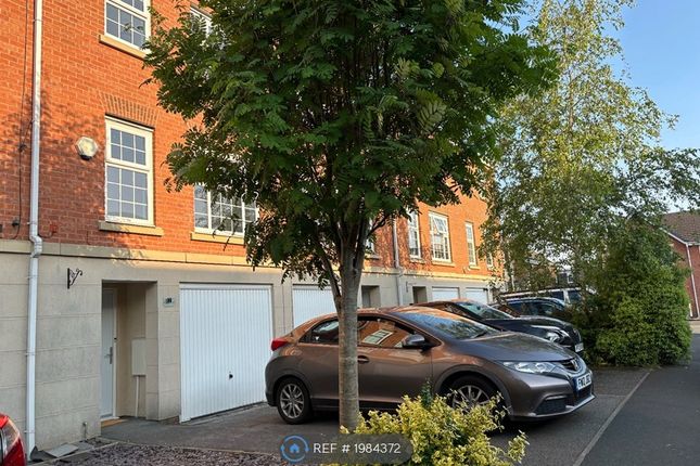 Thumbnail Semi-detached house to rent in Runfield Close, Leigh