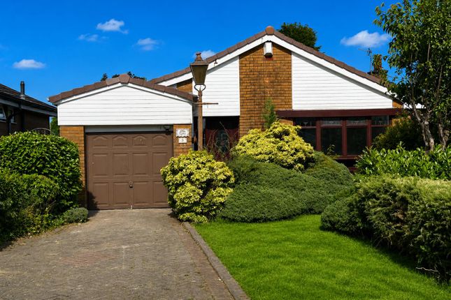 5, Warton Close, Bury photo 2