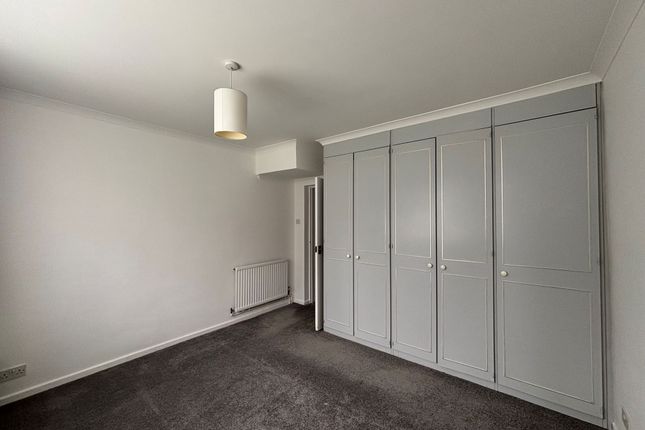 2 Avon Court Highview Road, Sidcup photo 4