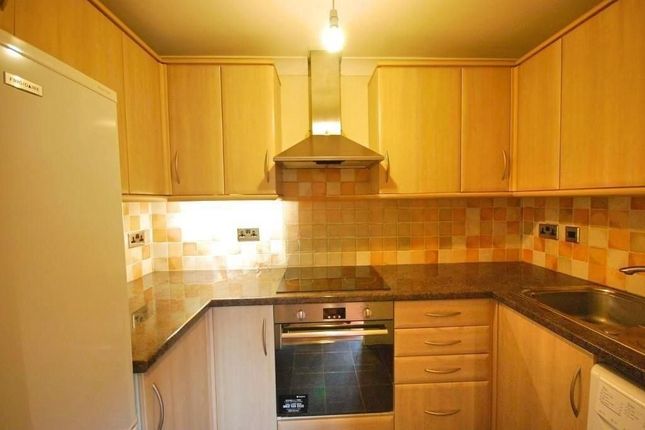 5 Priory Court, Wembley photo 3