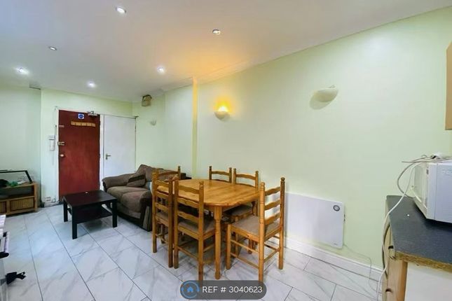 Flat, Woodville Road, Cardiff photo 5