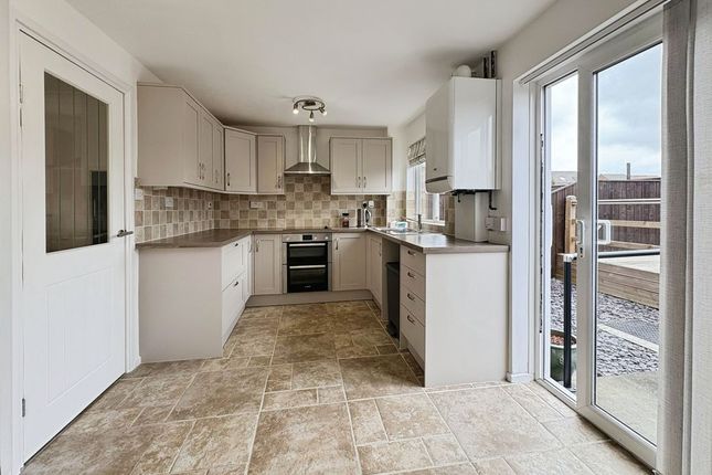 31, Sunholme Drive, Wallsend photo 4