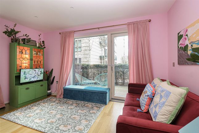 7, Newell House, 3, Samara Drive, Southall photo 4