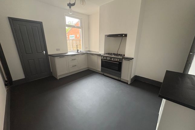 11, Forest Road, Coalville photo 3