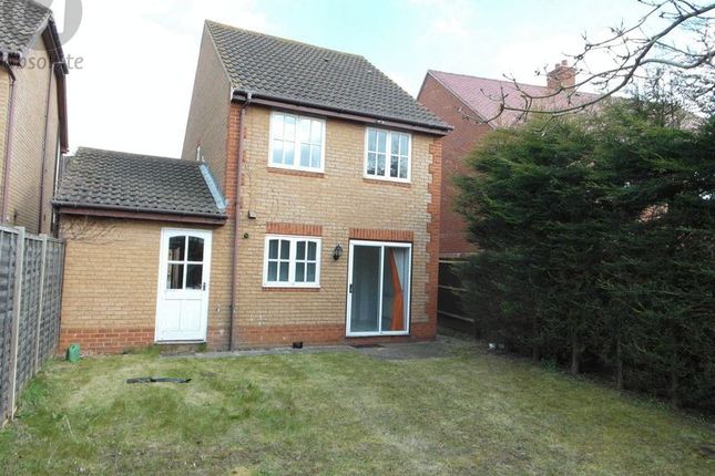 6, Whitings, Bedford photo 2
