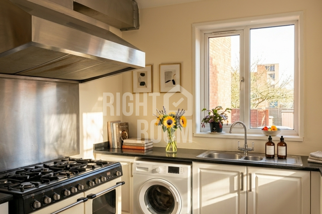 33a Kingston Road, Portsmouth photo 2