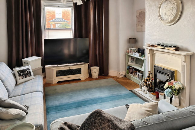 82, Goldcroft, Somerset photo 5