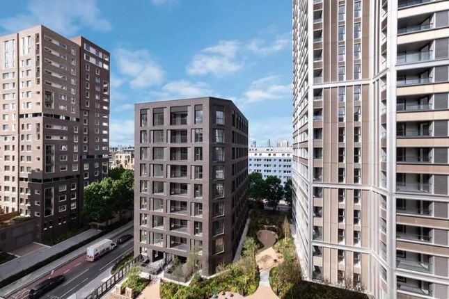 Flat for sale in Levy Building, 37 Heygate Street, Elephant &amp; Castle, London