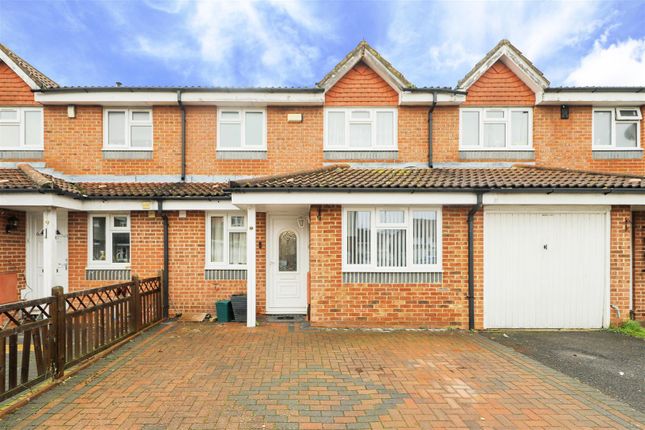 Thumbnail Terraced house for sale in Chiltern Court, Hillingdon