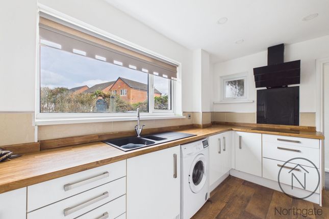 3 Greathead Crescent, Newton Aycliffe photo 4