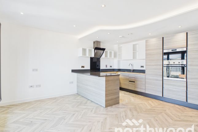 404, La Scierie Apartments, Victoria Crescent, Ashford photo 2