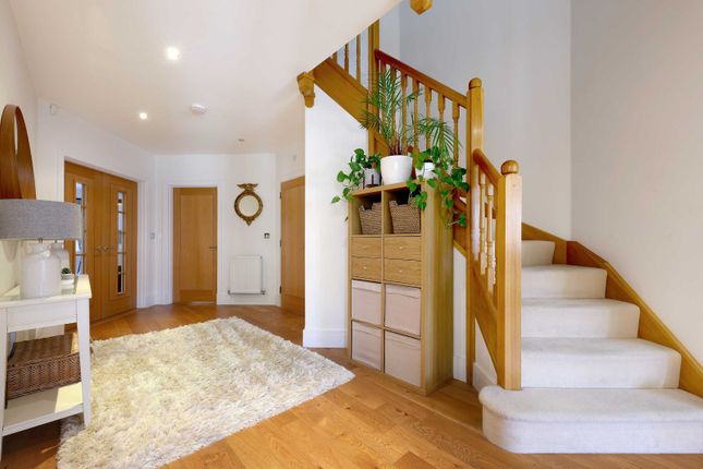 5B,, Brownswood Road, Buckinghamshire photo 4