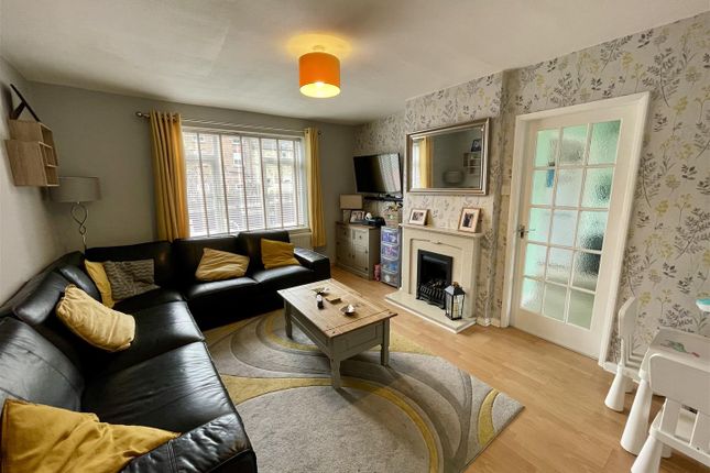 10, St. Hilary Close, Richmond photo 2