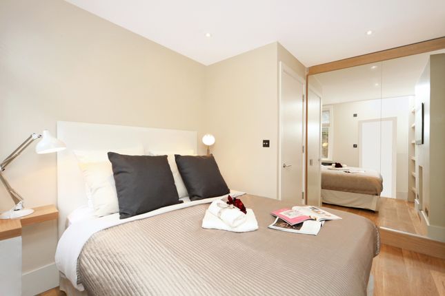 Flat for sale in Blandford Street, London