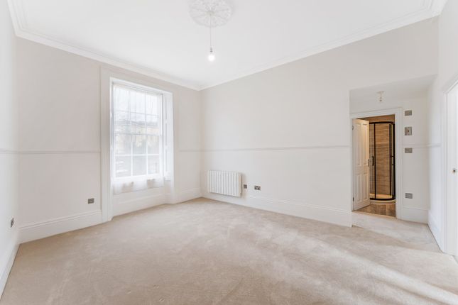 Flat for sale in Royal Crescent, Weston-Super-Mare