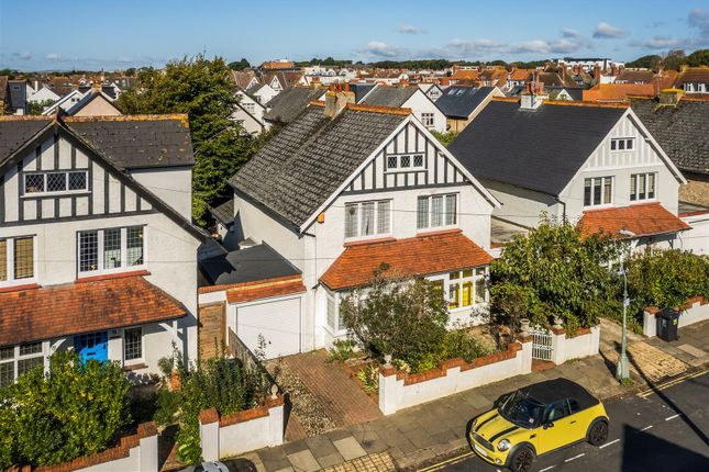 Thumbnail Detached house for sale in Modena Road, Hove