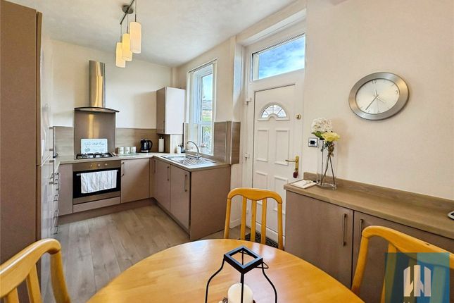 5, Garlick Street, Brighouse photo 3
