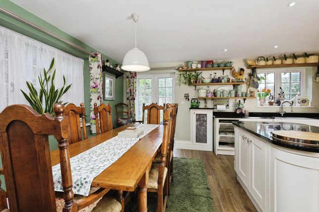 Bartonys Platt, Grove Hill, Hailsham photo 4