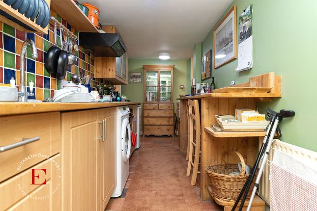 Flat 8, Neville Court, Kenilworth photo 4