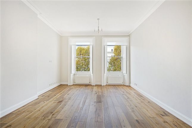 Flat 3, 115, Queens Gate, London photo 4