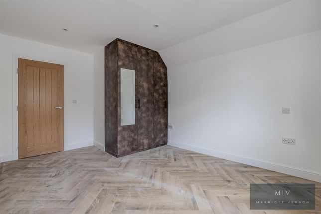 Flat 5, 37A, Smitham Bottom Lane, Purley photo 4