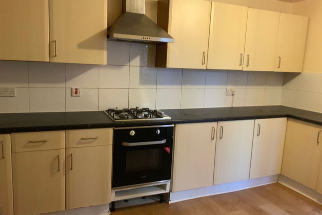 128 Ladybarn Lane, Manchester photo 2