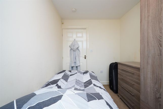 Flat for sale in Higham Court, Higham Common Road, Higham, Barnsley