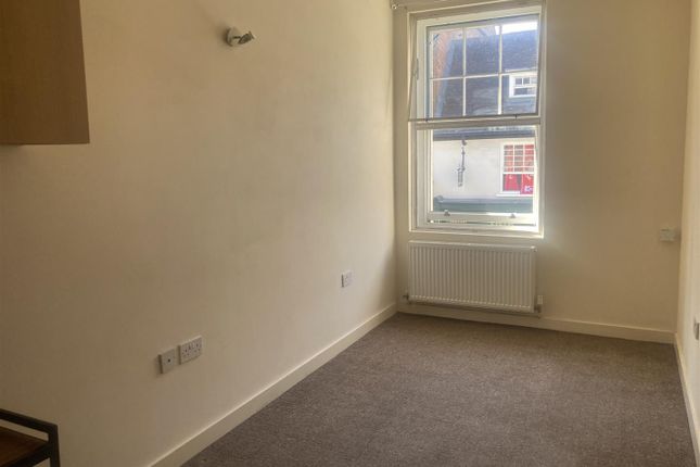 Thumbnail Property to rent in High Street, Bedford
