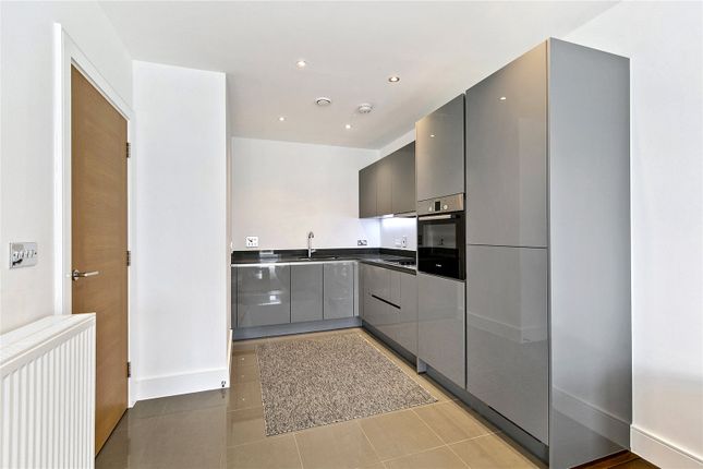 Flat for sale in Chancery House, Levett Square, Kew, Surrey