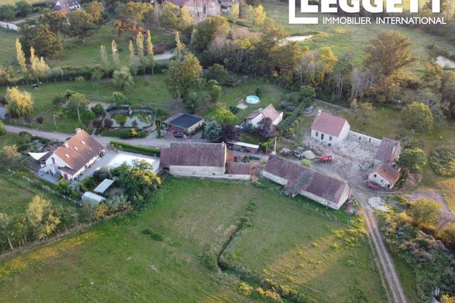 Villa for sale in Meillard, Allier, Auvergne-Rhône-Alpes