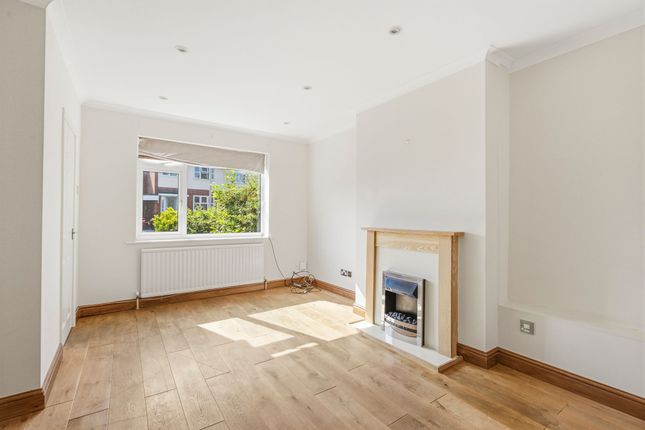 6 The Highlands, Tarporley photo 4