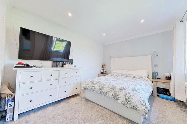 12, 443 Brighton Road, West Sussex photo 4