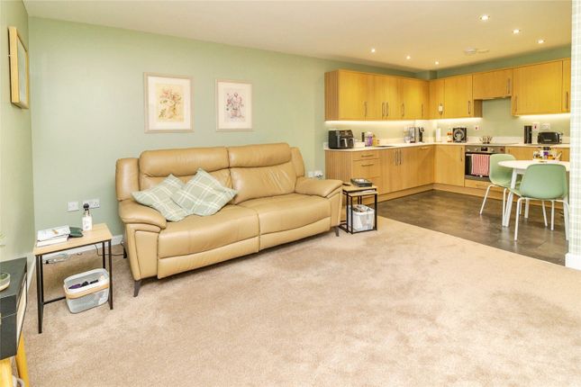 30, Derwent House, Caldecotte photo 4