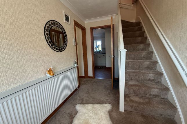 4, Heol Y Gaer, Llanybydder photo 5