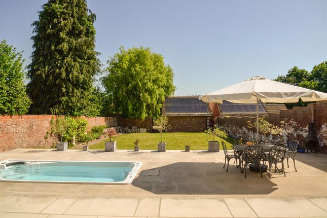 Garden 1.Jpg