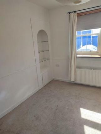 Thumbnail Flat to rent in New Pier Road, Footdee, Aberdeen