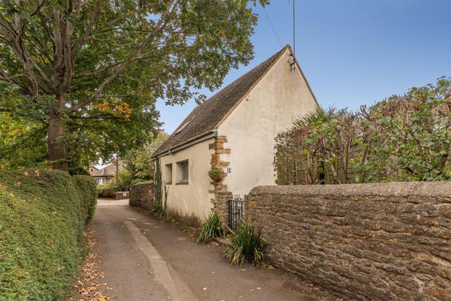 2-bed house on 8, Royal Oak Lane, Middleton Cheney, £285,000