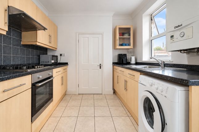 11, Rotherfield Road, Enfield photo 4