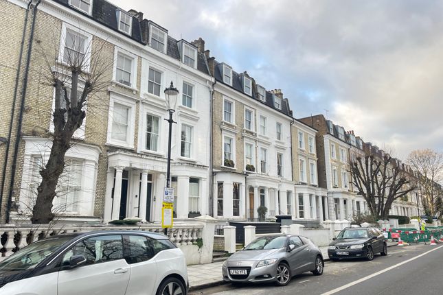 Flat to rent in Elsham Road, Kensington Olympia, London