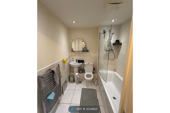 Horseshoe Crescent, Birmingham photo 5