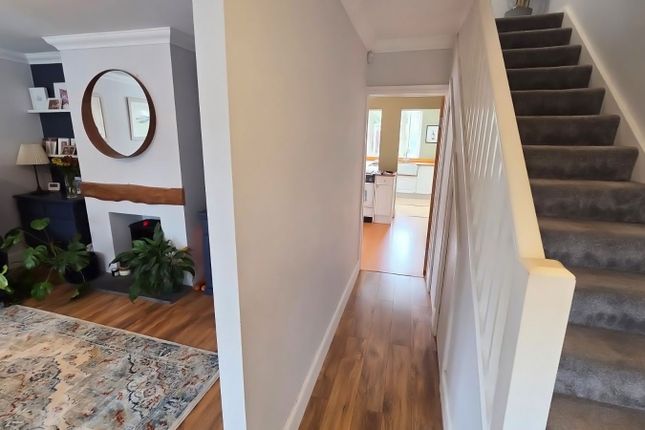 5, Edwin Road, Dartford photo 4